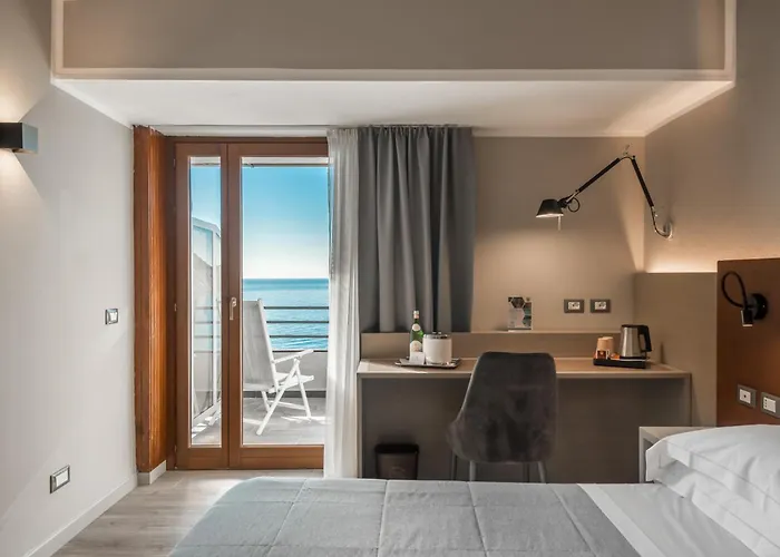 Hotel Porto Roca
